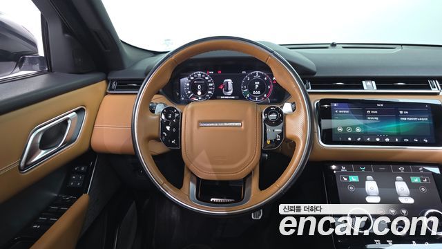 Land Rover Range Rover Velar 2019 — photo 19