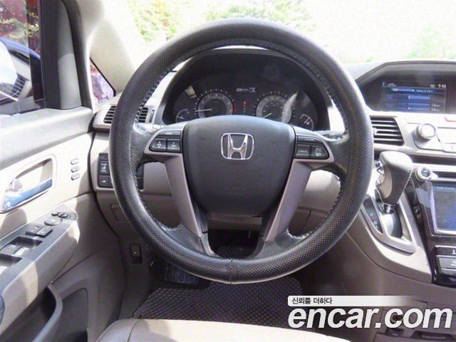 Honda Odyssey 2016 — photo 15