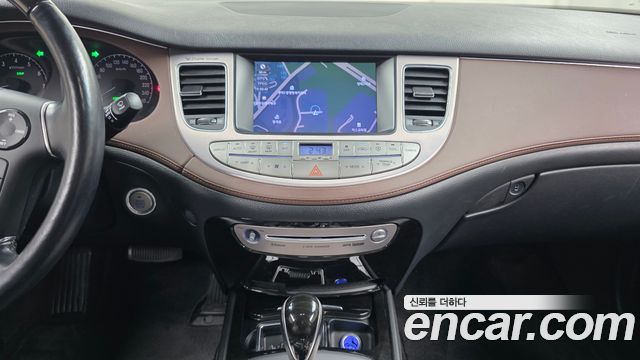 Hyundai Genesis 2012 — photo 19