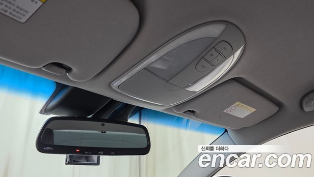 Hyundai Genesis 2012 — photo 24