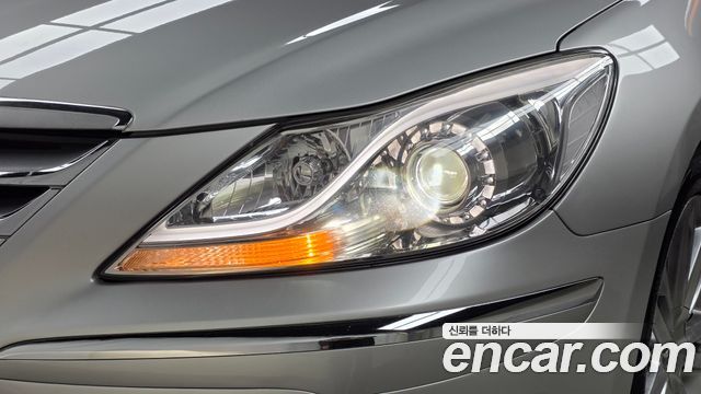 Hyundai Genesis 2012 — photo 8