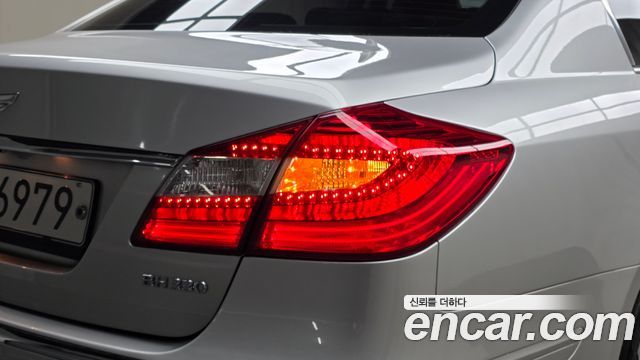 Hyundai Genesis 2012 — photo 9