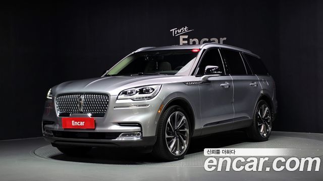 Lincoln Aviator 2021 — photo 1
