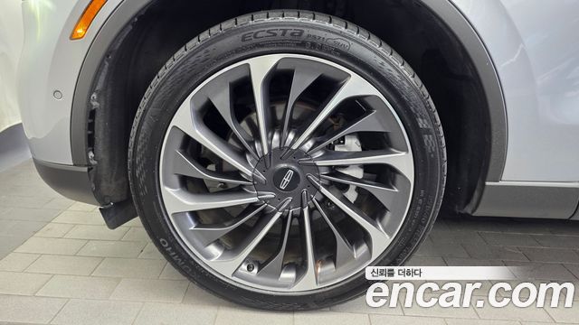 Lincoln Aviator 2021 — photo 5