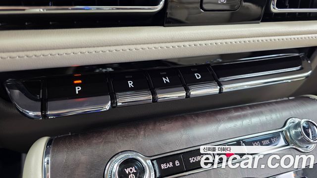 Lincoln Aviator 2021 — photo 12