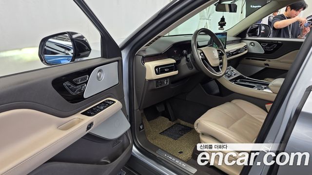 Lincoln Aviator 2021 — photo 13