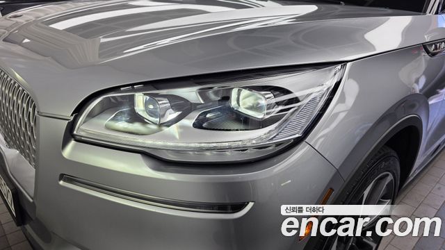 Lincoln Aviator 2021 — photo 8