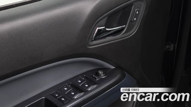 Chevrolet Korea Colorado 2021 — photo 16