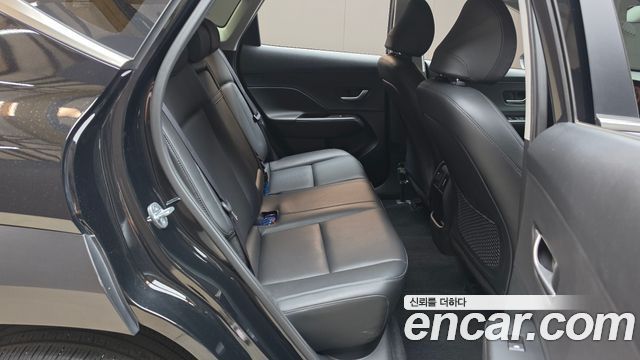 Hyundai Kona 2023 — photo 17