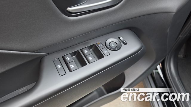 Hyundai Kona 2023 — photo 27