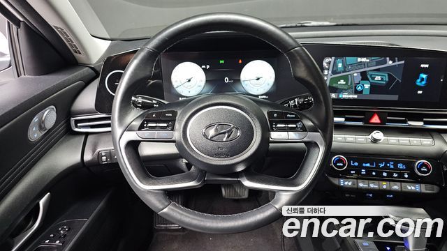 Hyundai AVANTE 2023 — photo 19