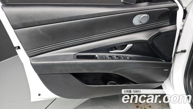 Hyundai AVANTE 2023 — photo 14