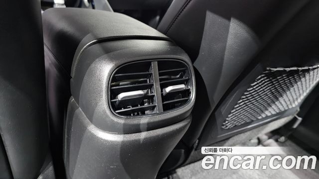 Hyundai AVANTE 2023 — photo 31