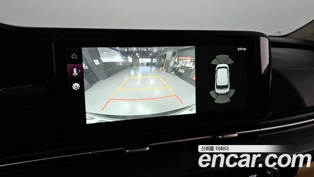 Kia Canival 2023 — photo 15