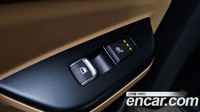 Kia Canival 2023 — photo 19