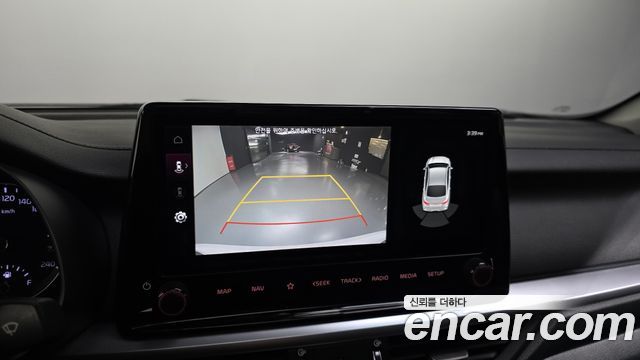 Kia K3 2022 — photo 21