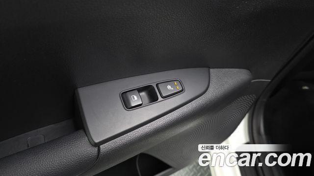 Kia K3 2022 — photo 24