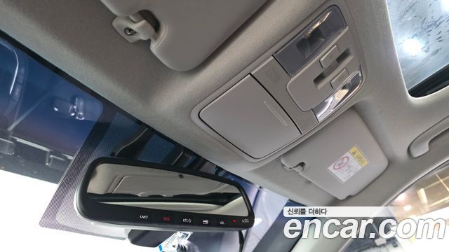 Kia K3 2022 — photo 32