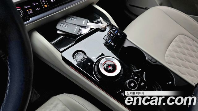 Kia Sportage 2023 — photo 12