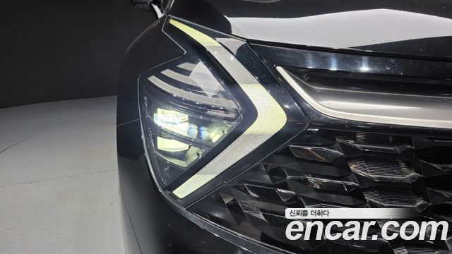 Kia Sportage 2023 — photo 8