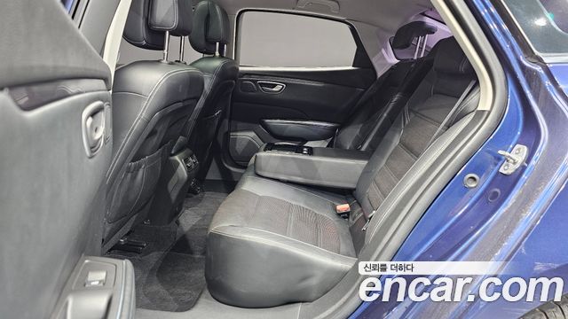 Renault Korea SM6 2016 — photo 17