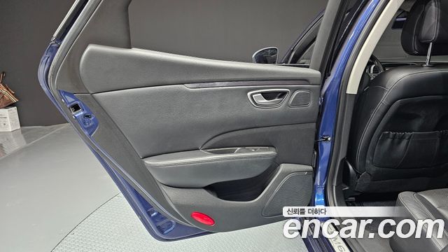Renault Korea SM6 2016 — photo 15