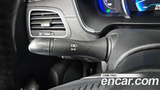 Renault Korea SM6 2016 — photo 27