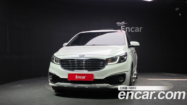 Kia Canival 2018 — photo 3