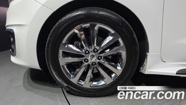 Kia Canival 2018 — photo 5