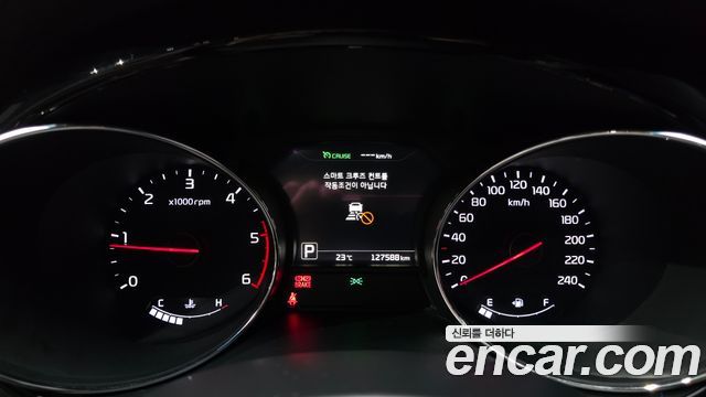 Kia Canival 2018 — photo 11