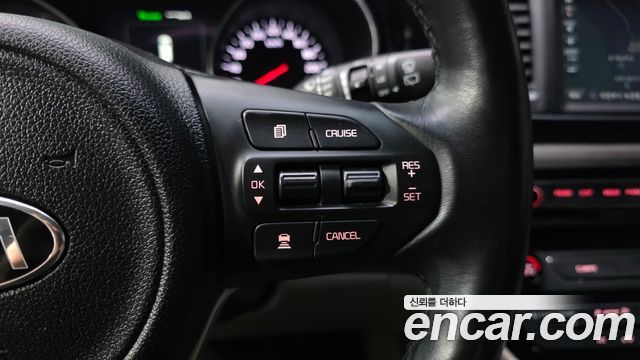 Kia Canival 2018 — photo 27