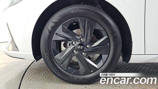 Hyundai AVANTE 2023 — photo 5