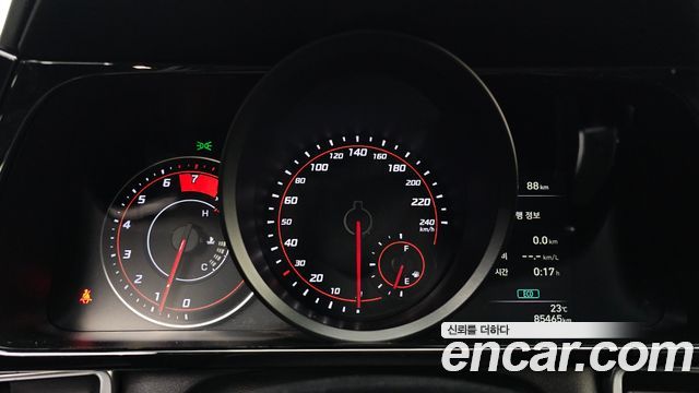 Hyundai AVANTE 2023 — photo 8