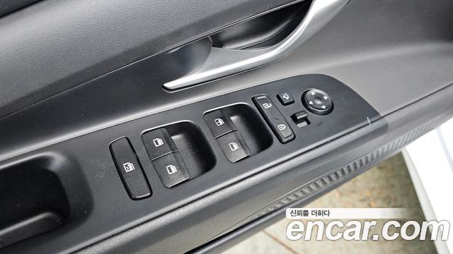 Hyundai AVANTE 2023 — photo 13