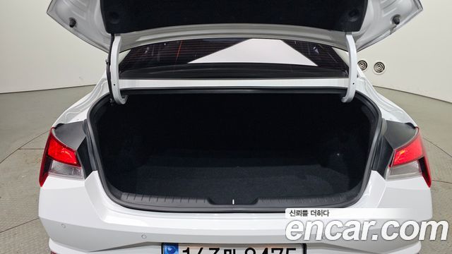 Hyundai AVANTE 2023 — photo 20