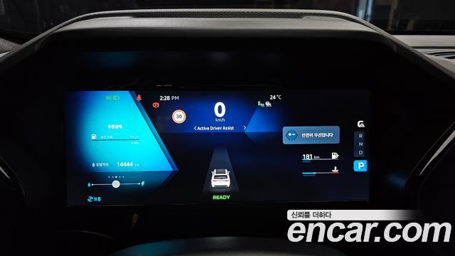 Renault Korea Grand Koleos 2025 — photo 11