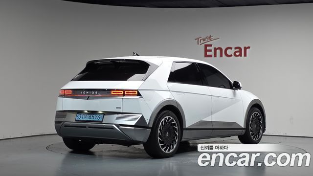 Hyundai Ioniq5 2022 — photo 2