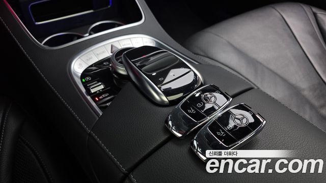 Mercedes-Benz S-Class 2018 — photo 26