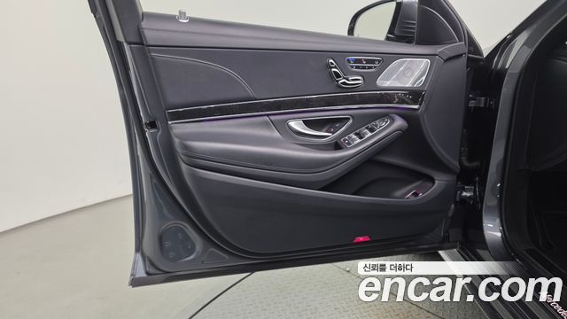 Mercedes-Benz S-Class 2018 — photo 14