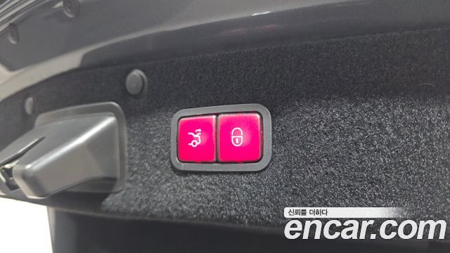Mercedes-Benz S-Class 2018 — photo 32