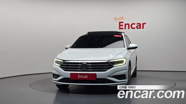 Volkswagen Jetta 2021 — photo 3