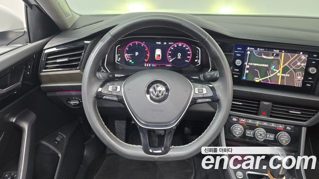 Volkswagen Jetta 2021 — photo 18