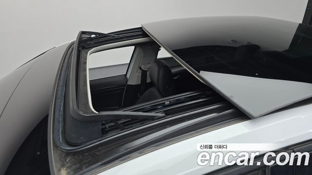 Volkswagen Jetta 2021 — photo 25