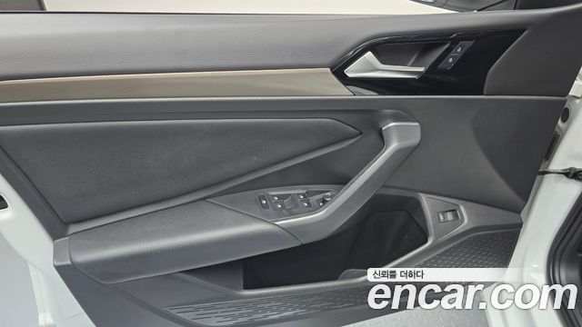 Volkswagen Jetta 2021 — photo 14