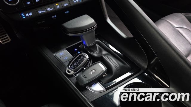 Hyundai AVANTE 2023 — photo 12