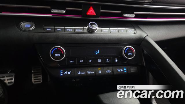 Hyundai AVANTE 2023 — photo 24