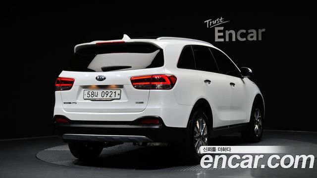 Kia Sorento 2016 — photo 2
