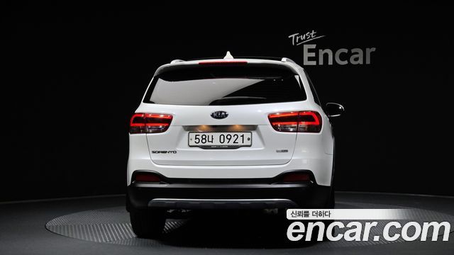 Kia Sorento 2016 — photo 4