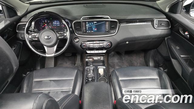 Kia Sorento 2016 — photo 10