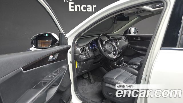 Kia Sorento 2016 — photo 13